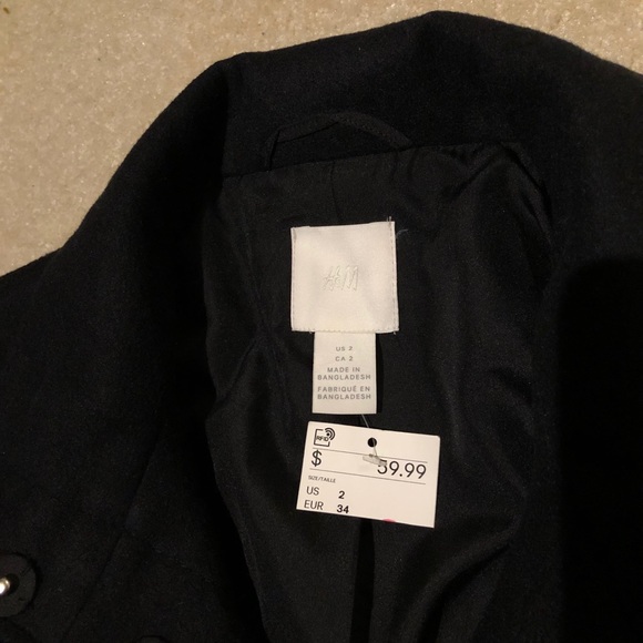 H&M Short Black Coat - Picture 3 of 7